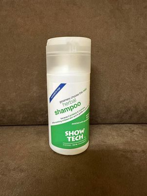 Show Tech Kräutershampoo 100 ml